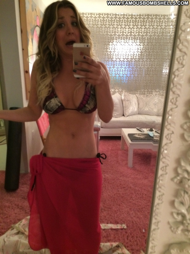 Kaley Cuoco Beautiful Posing Hot Babe Celebrity Hot Nude Actress