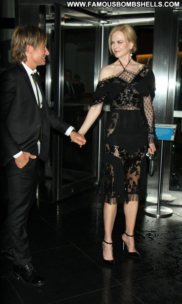 Nicole Kidman New York Paparazzi Celebrity Posing Hot Beautiful New