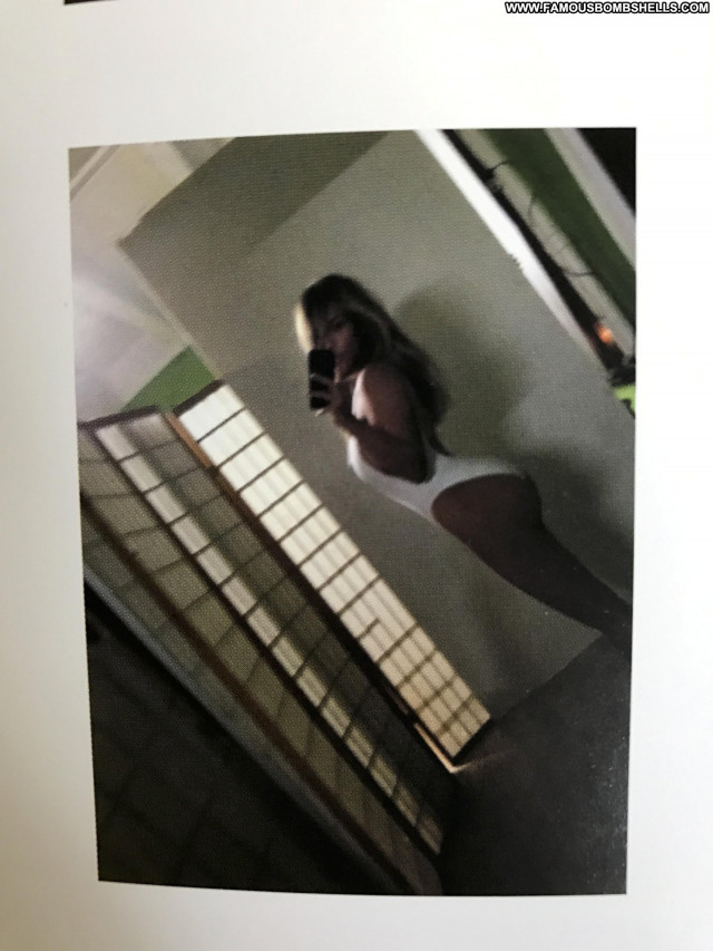 Kim Kardashian No Source Babe Beautiful Celebrity Sexy Posing Hot