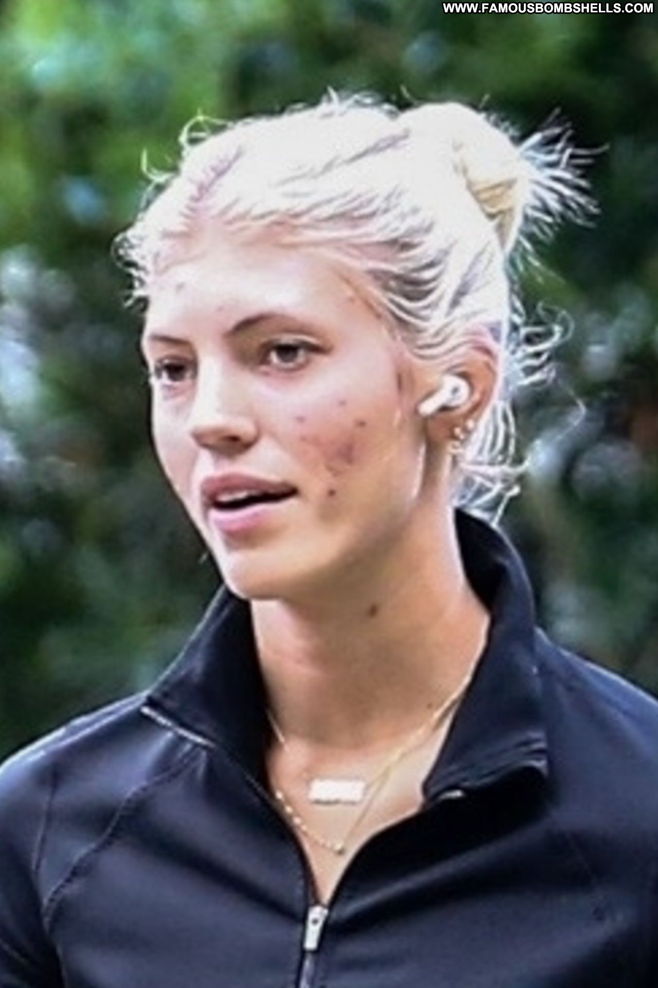 Windsor sexy devon Devon Windsor